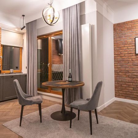 Labo Apartment Metro Mlociny Варшава Экстерьер фото