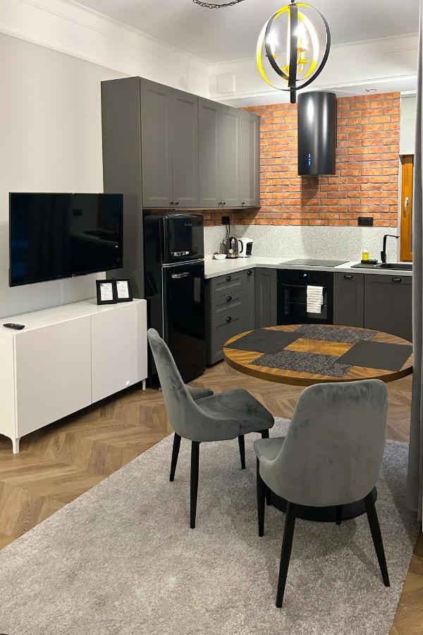Labo Apartment Metro Mlociny Варшава Экстерьер фото
